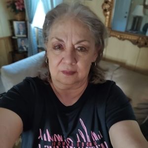 Meet your Posher, Dalia